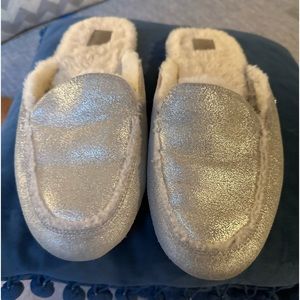Ugg slippers